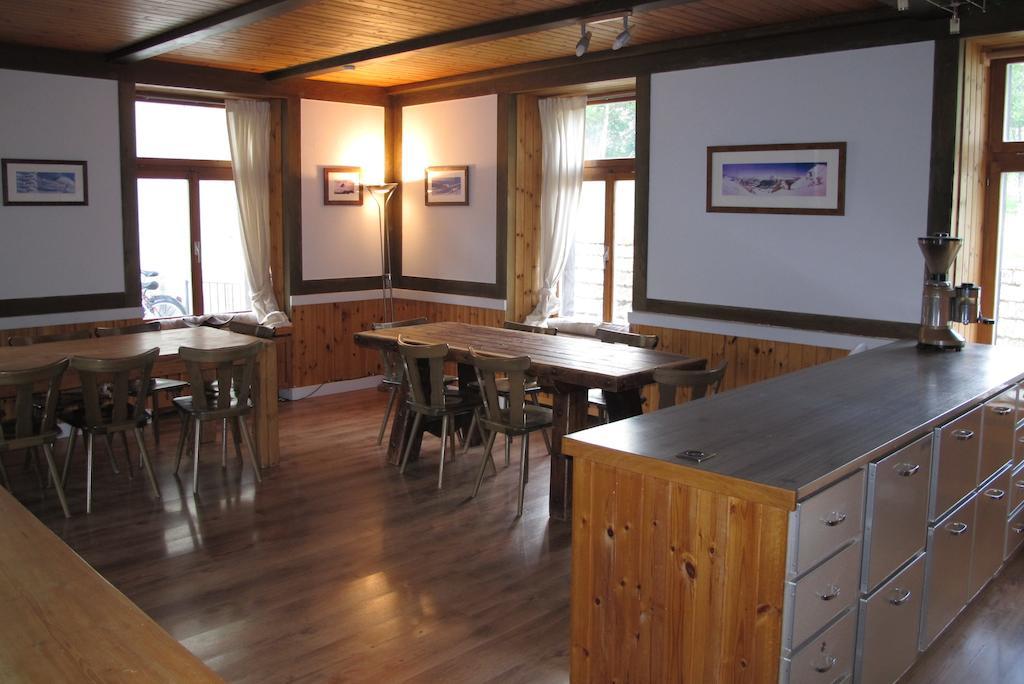 The Lodge Churwalden Room photo